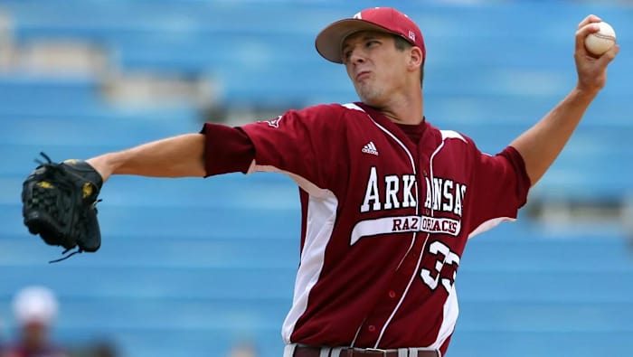 Drew Smyly pitching for Razorbacks.